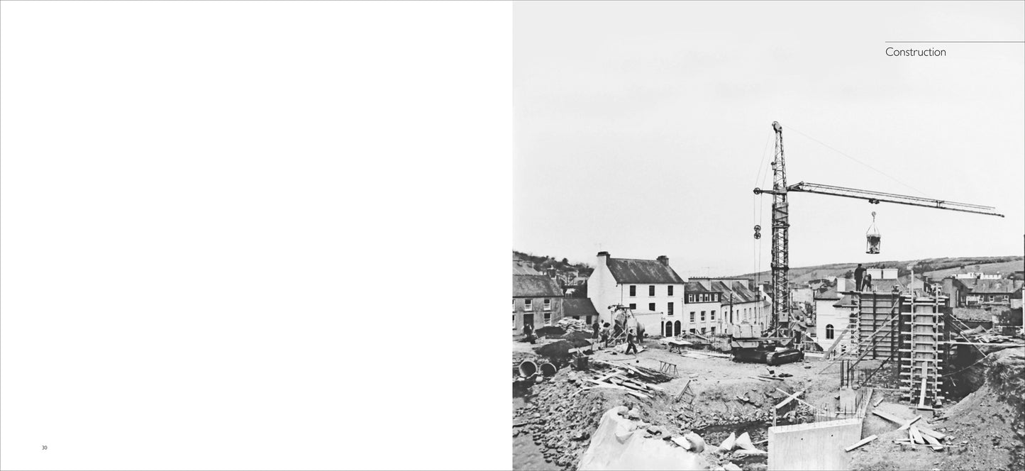 BANTRY LIBRARY – Bantry's Brutalist Bibliotheque