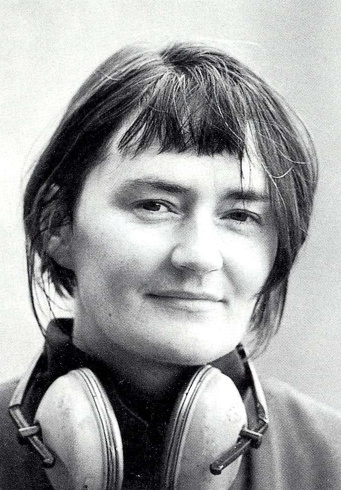 Profile °8 – MAUD COTTER